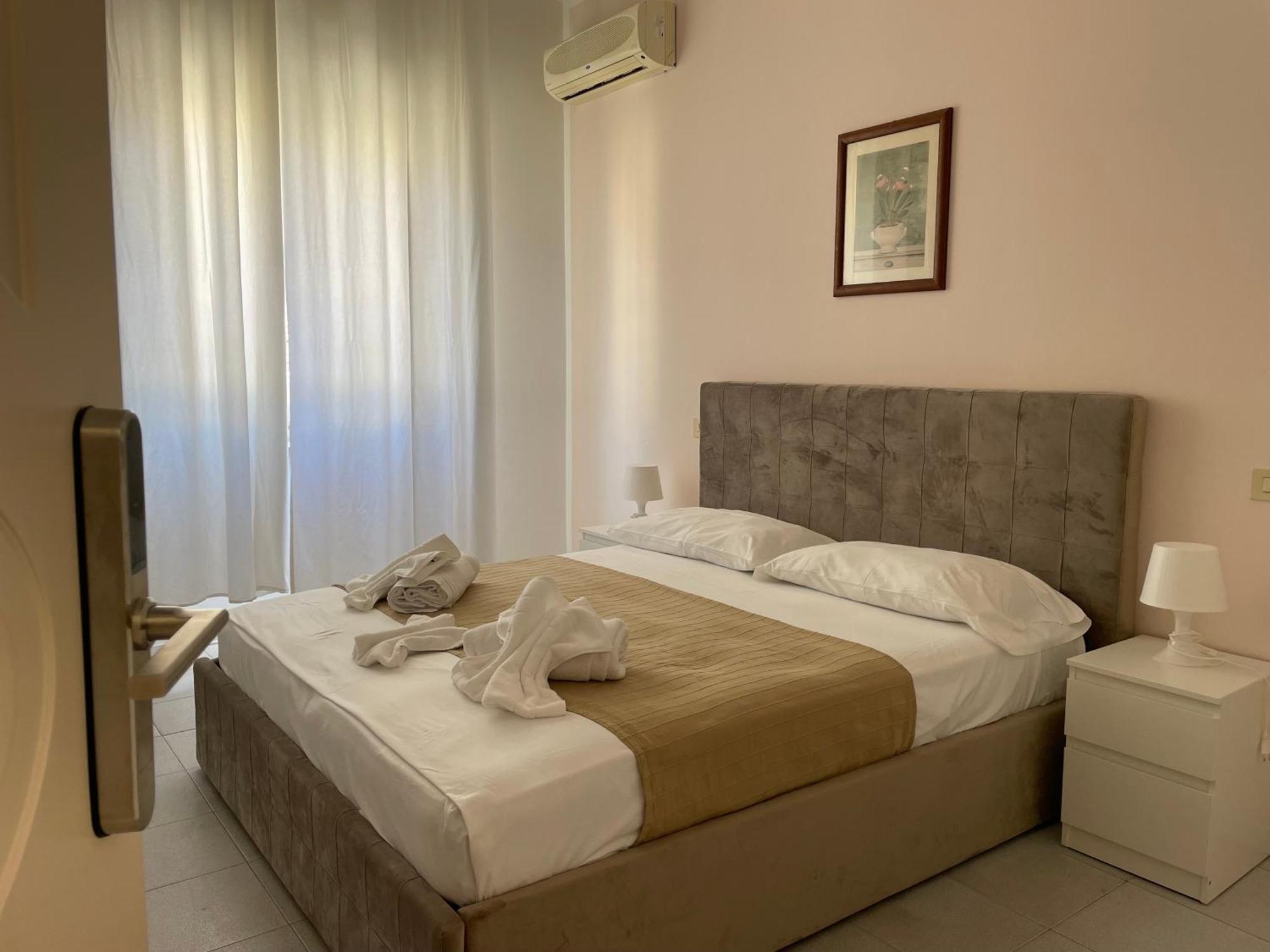 Hotel Fiammetta Римини Экстерьер фото