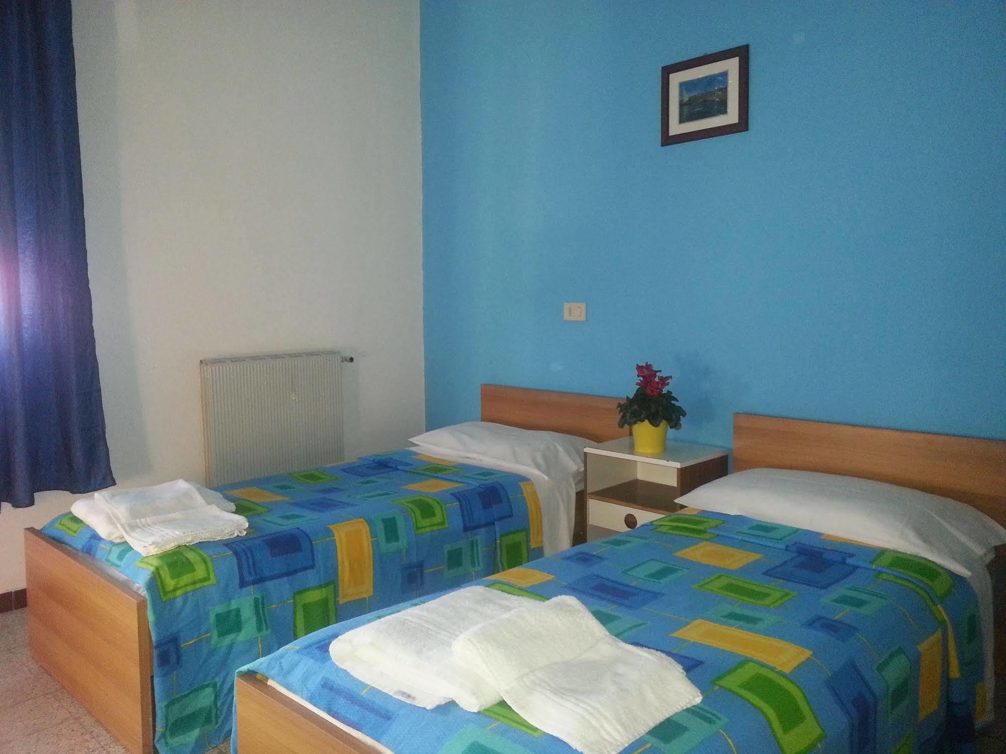 Hotel Fiammetta Римини Экстерьер фото