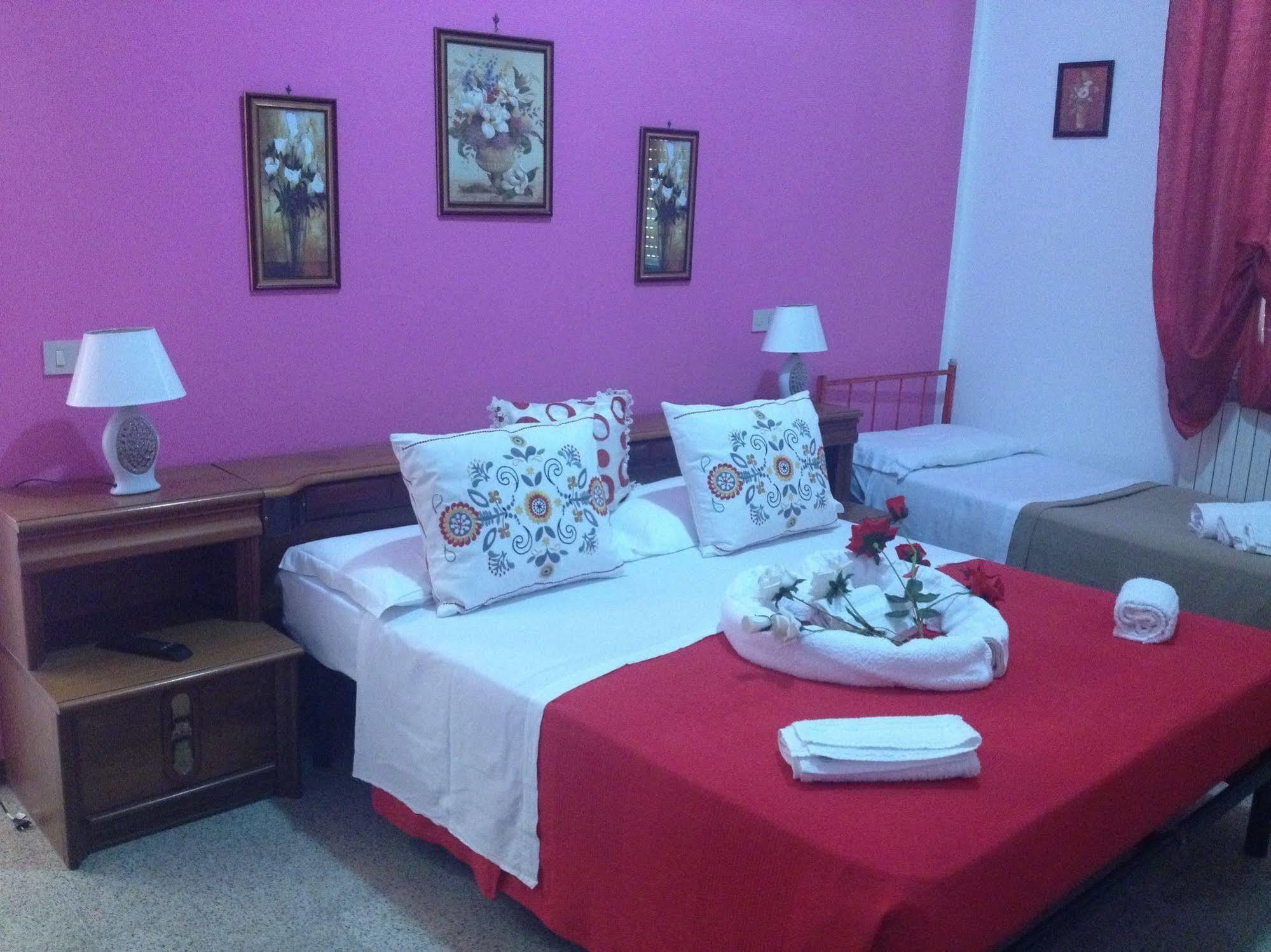 Hotel Fiammetta Римини Экстерьер фото